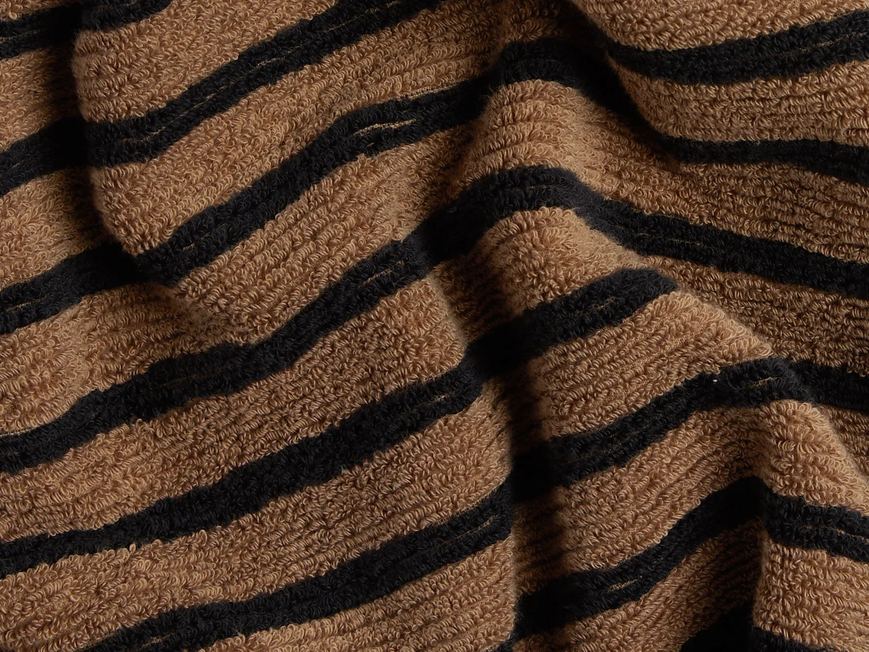 6+6 Organic Resort Stripe Bath Bundle - Camel with Soft Black - Image 3