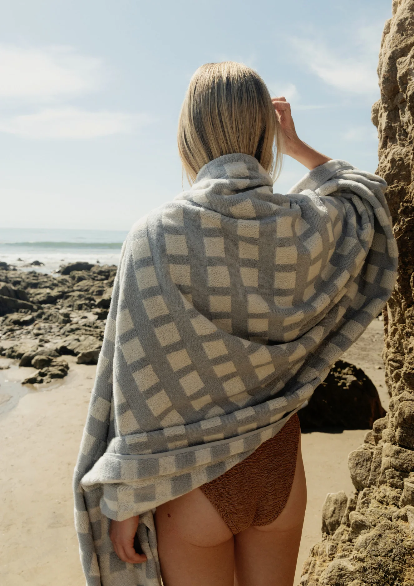 Capri Check Beach Towel (Sky with Natural) - Image 5