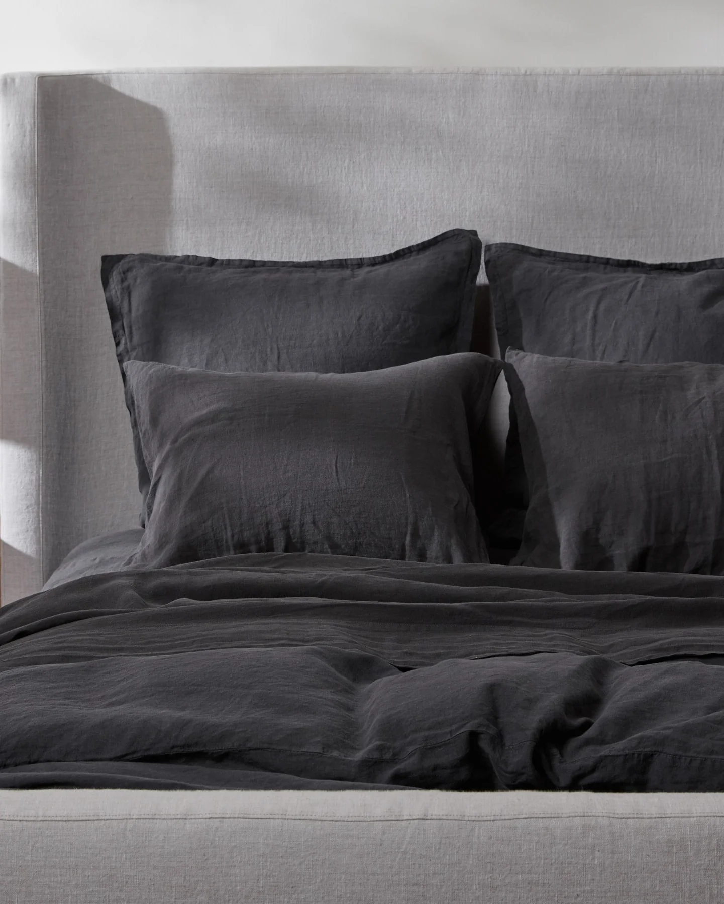 Linen Pillowcase Set - FINAL SALE (Coal) - Image 2