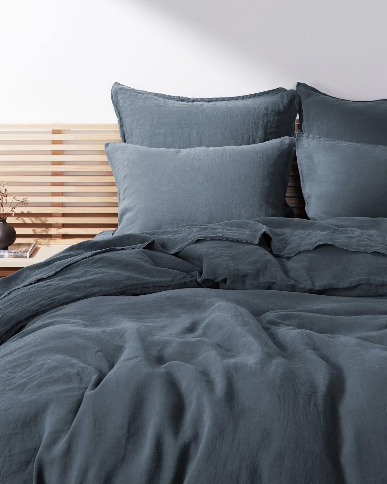 Linen Fitted Sheet (Dusk) - Image 4