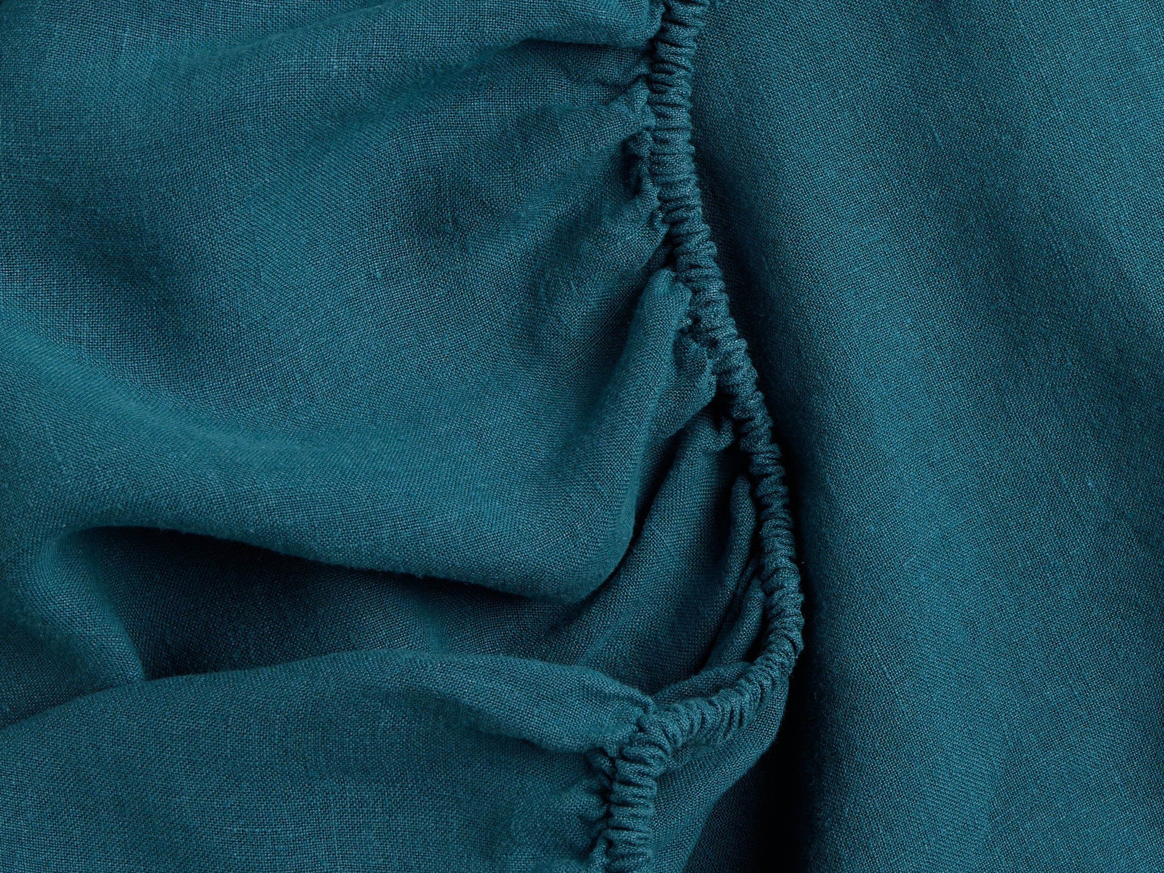 Linen Fitted Sheet - FINAL SALE (Peacock) - Image 3