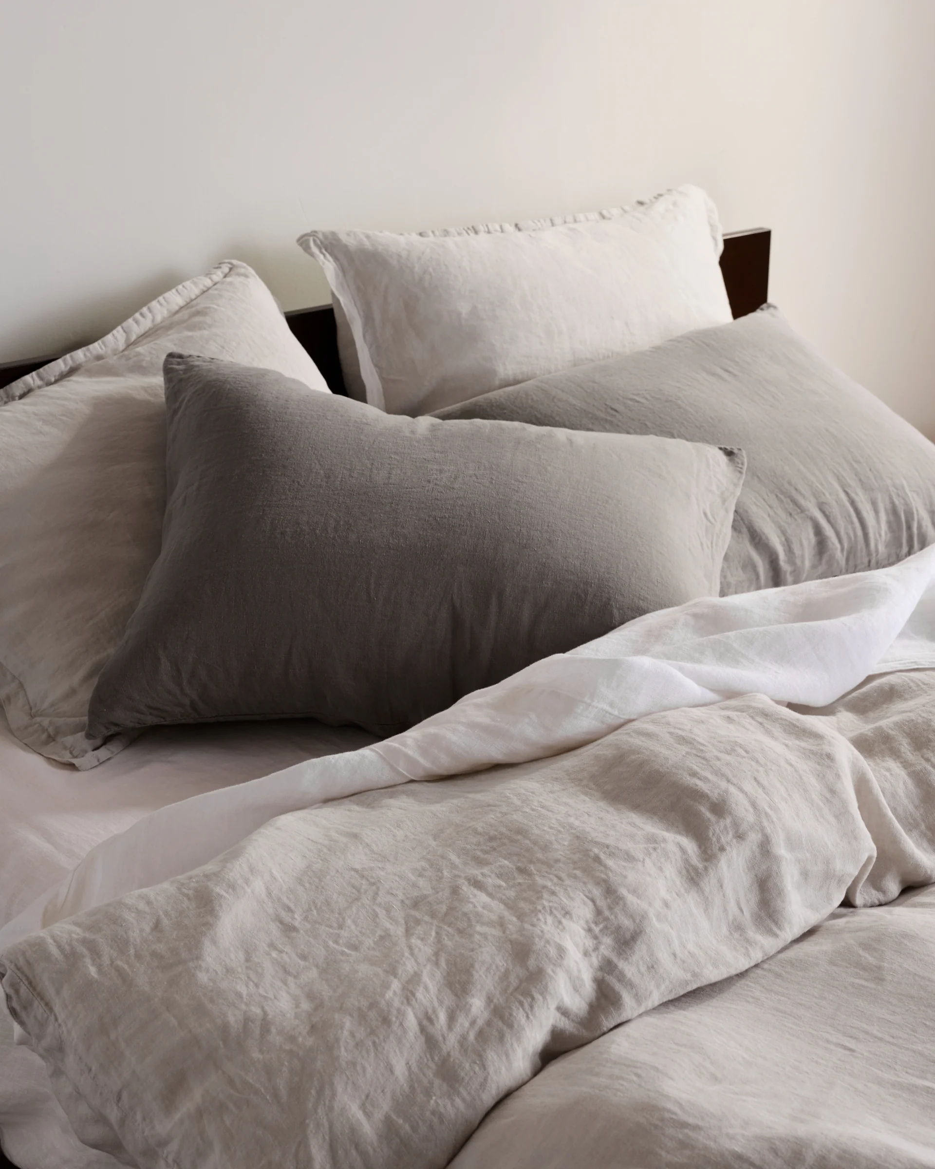 Linen Pillowcase Set (Pebble) - Image 2