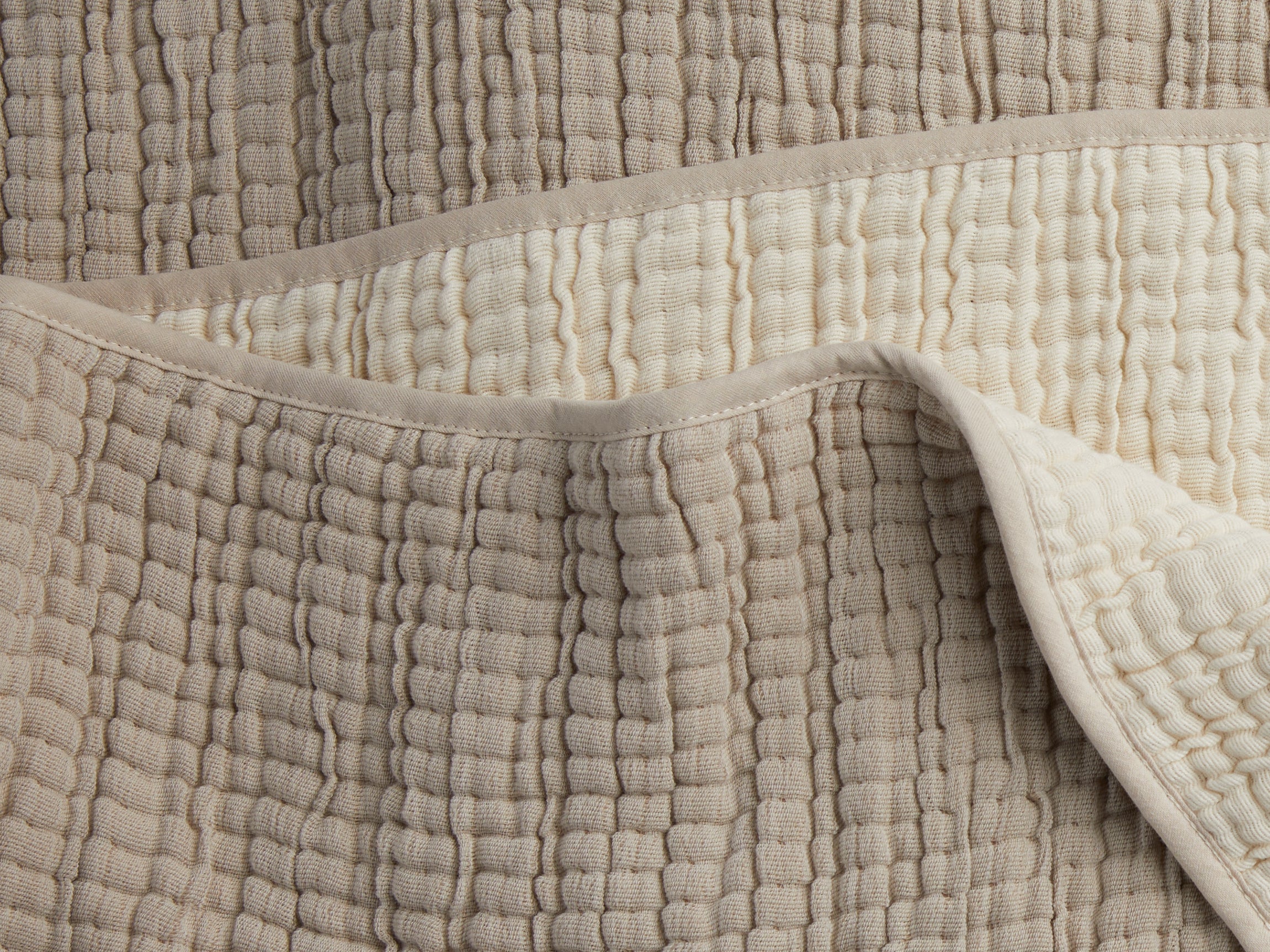 Organic Channel Gauze Throw (Natural and Ivory) - Image 3