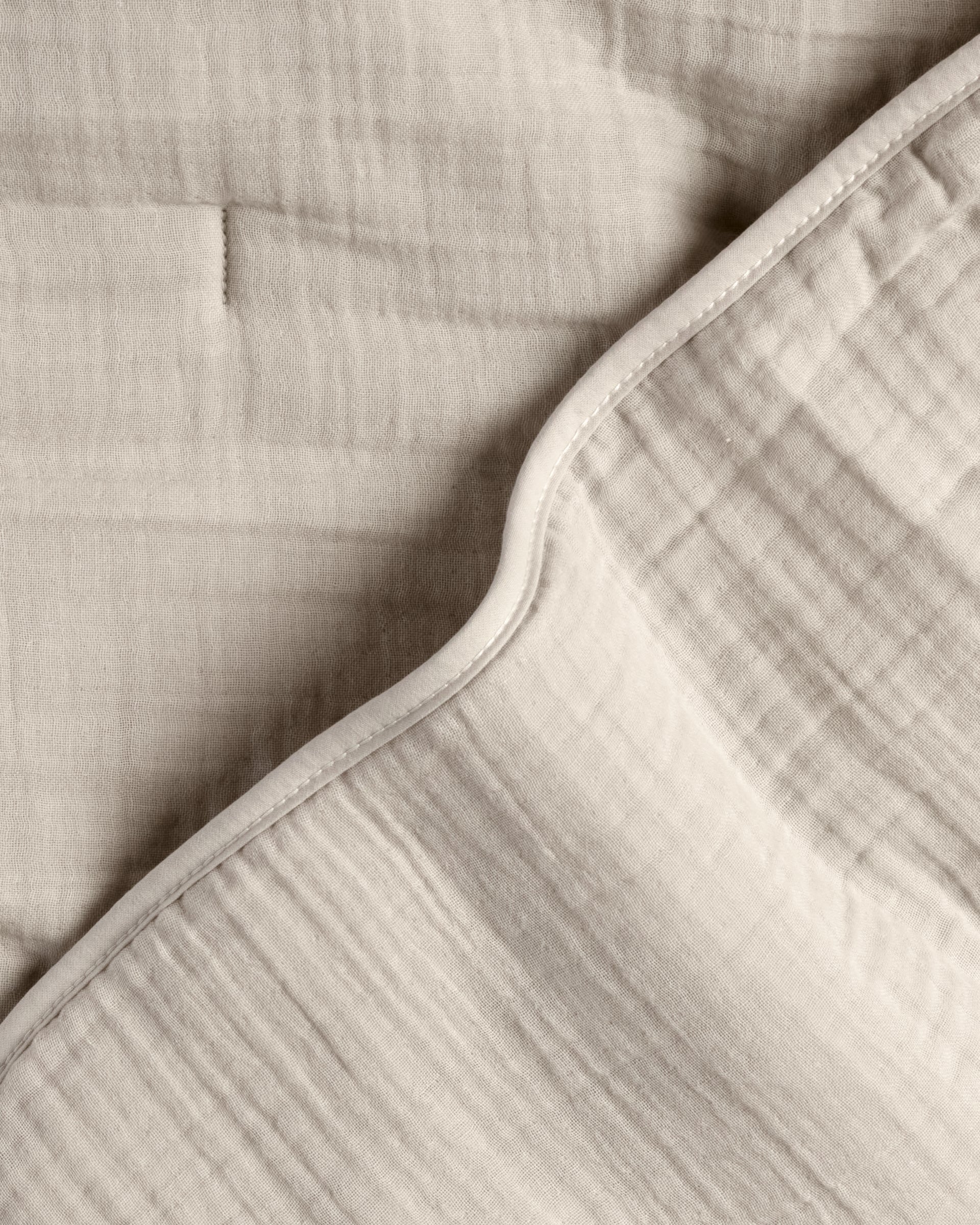 Organic Cloud Cotton Quilt (Bone) - Image 3