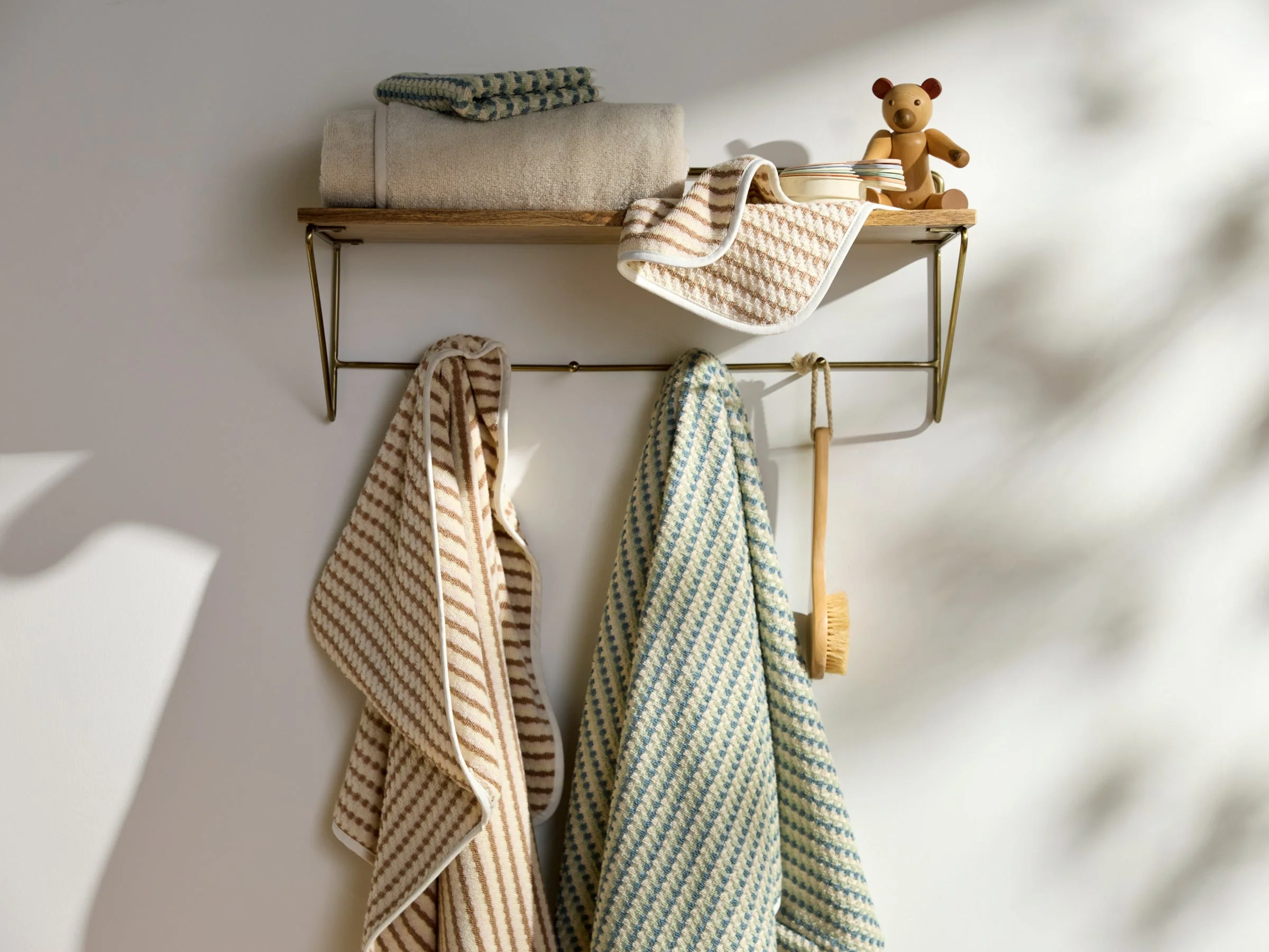 Organic Mini Mosaic Hooded Toddler Towel ( Blush and Adobe) - Image 3