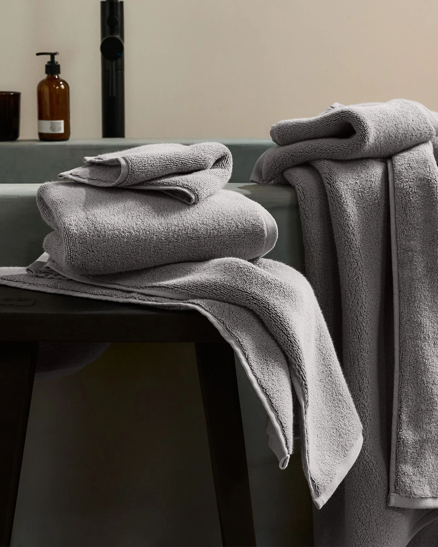 6+6 Organic Plush Bath Bundle - Pebble - Image 5