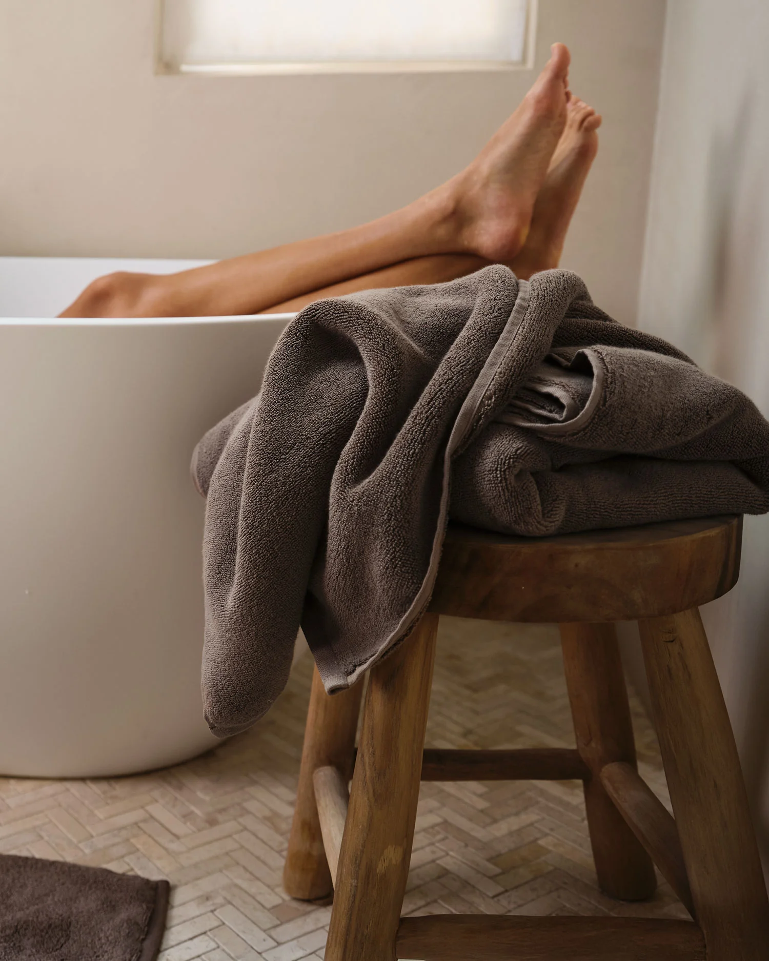 2+2 Organic Plush Bath Bundle - Warm Grey - Image 2