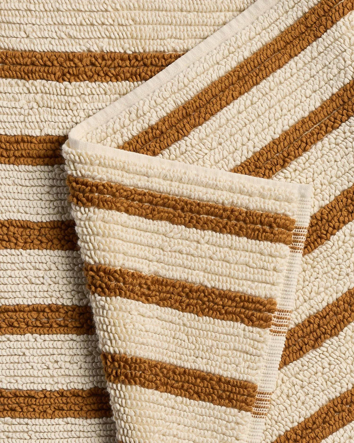 Organic Resort Stripe Tub Mat (Butter with Honey) - Image 3