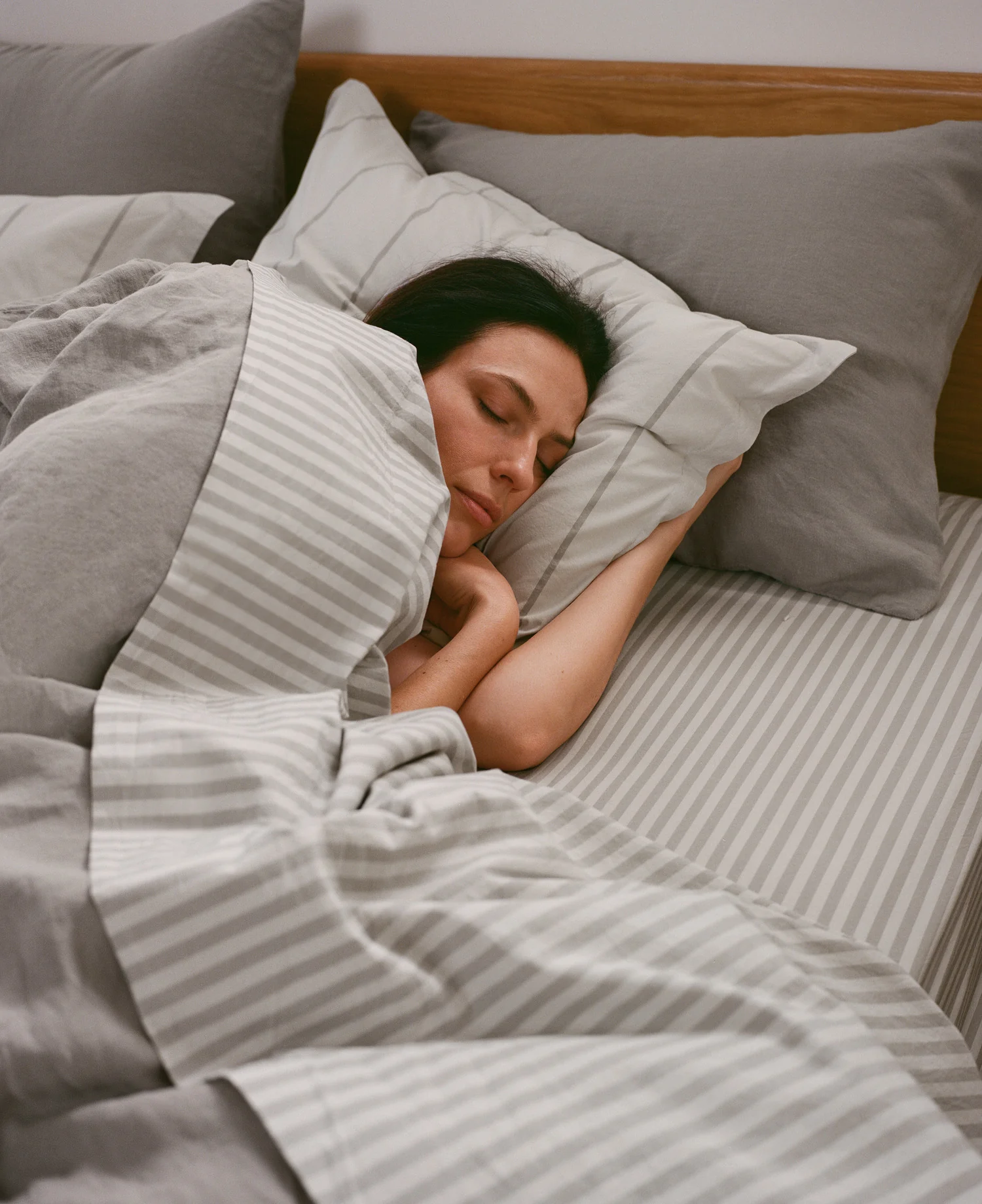 Percale Fitted Sheet (Pebble Stripe) - Image 5