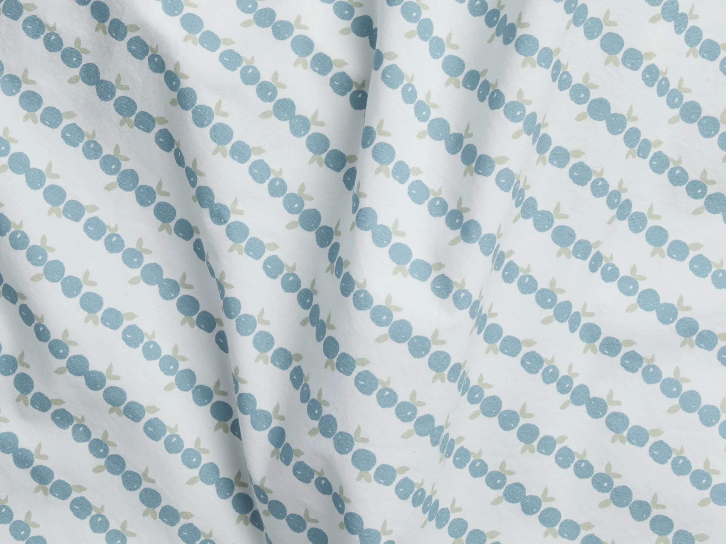 Percale Crib Sheet (Blueberries) - Image 3