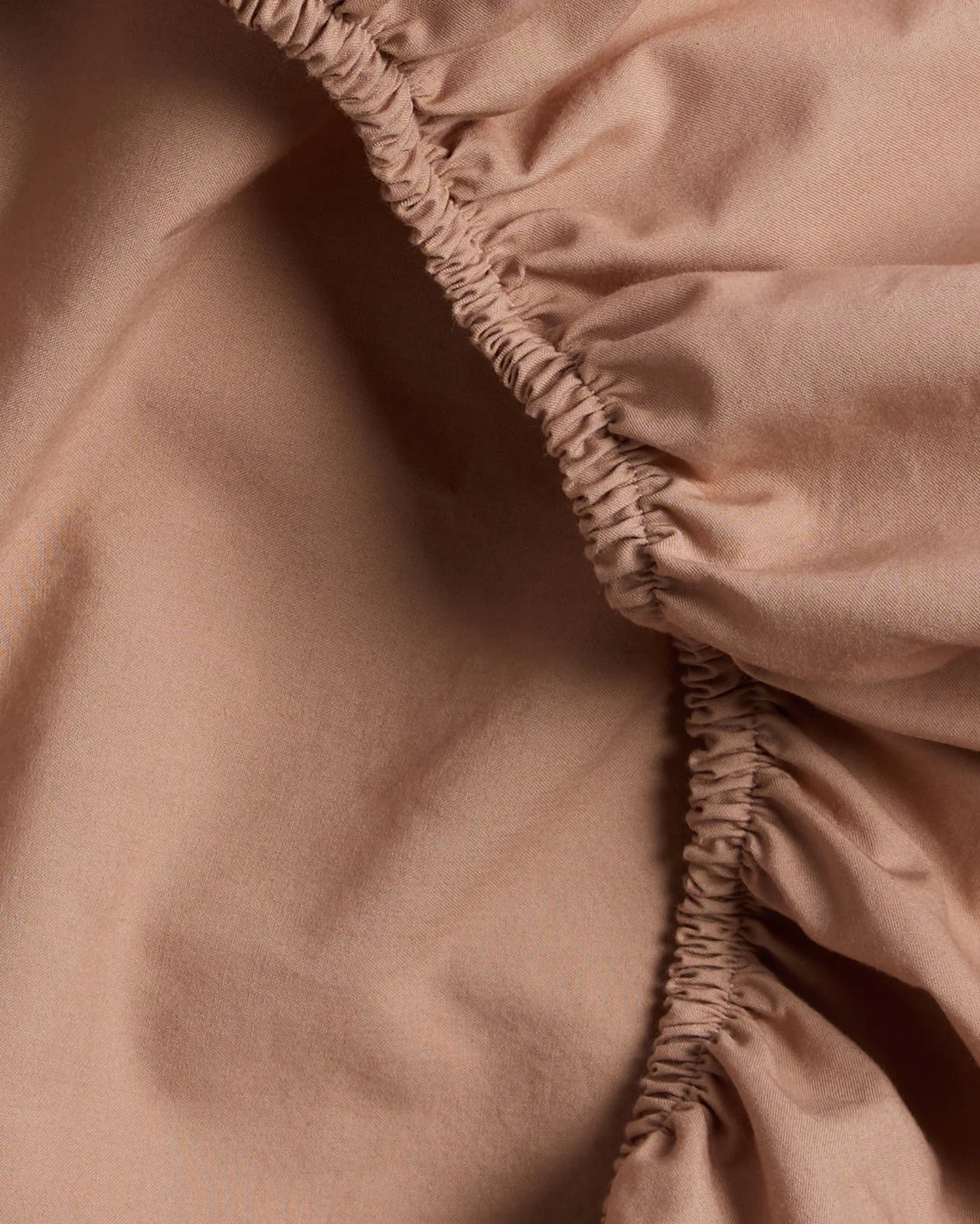 Percale Fitted Sheet (Adobe) - Image 3
