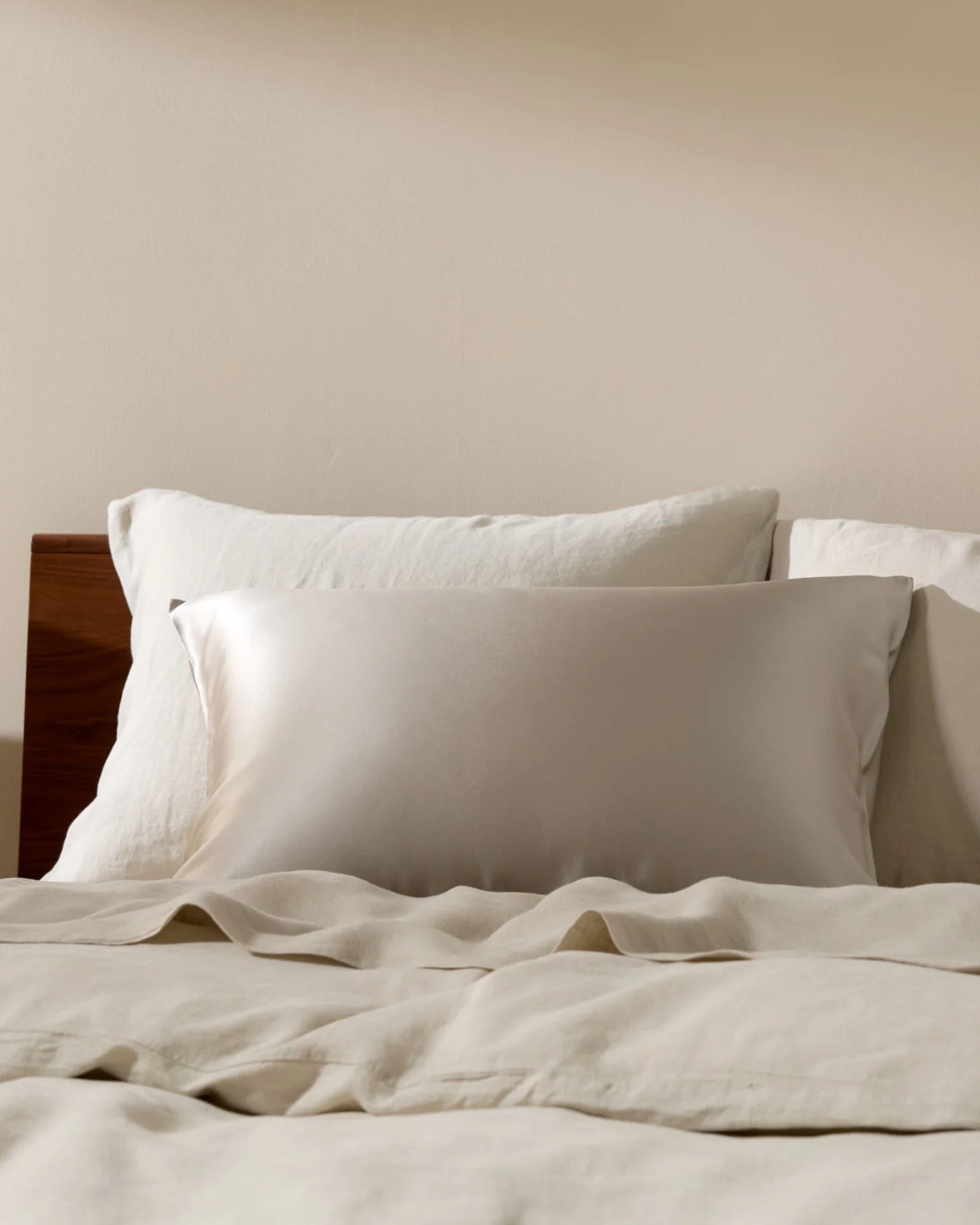 Silk Pillowcase (Bone) - Image 2