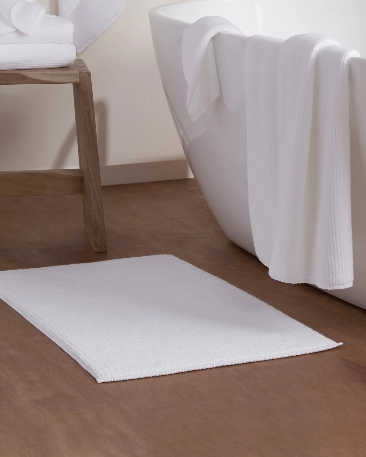 Soft Rib Tub Mat (White) - Image 2