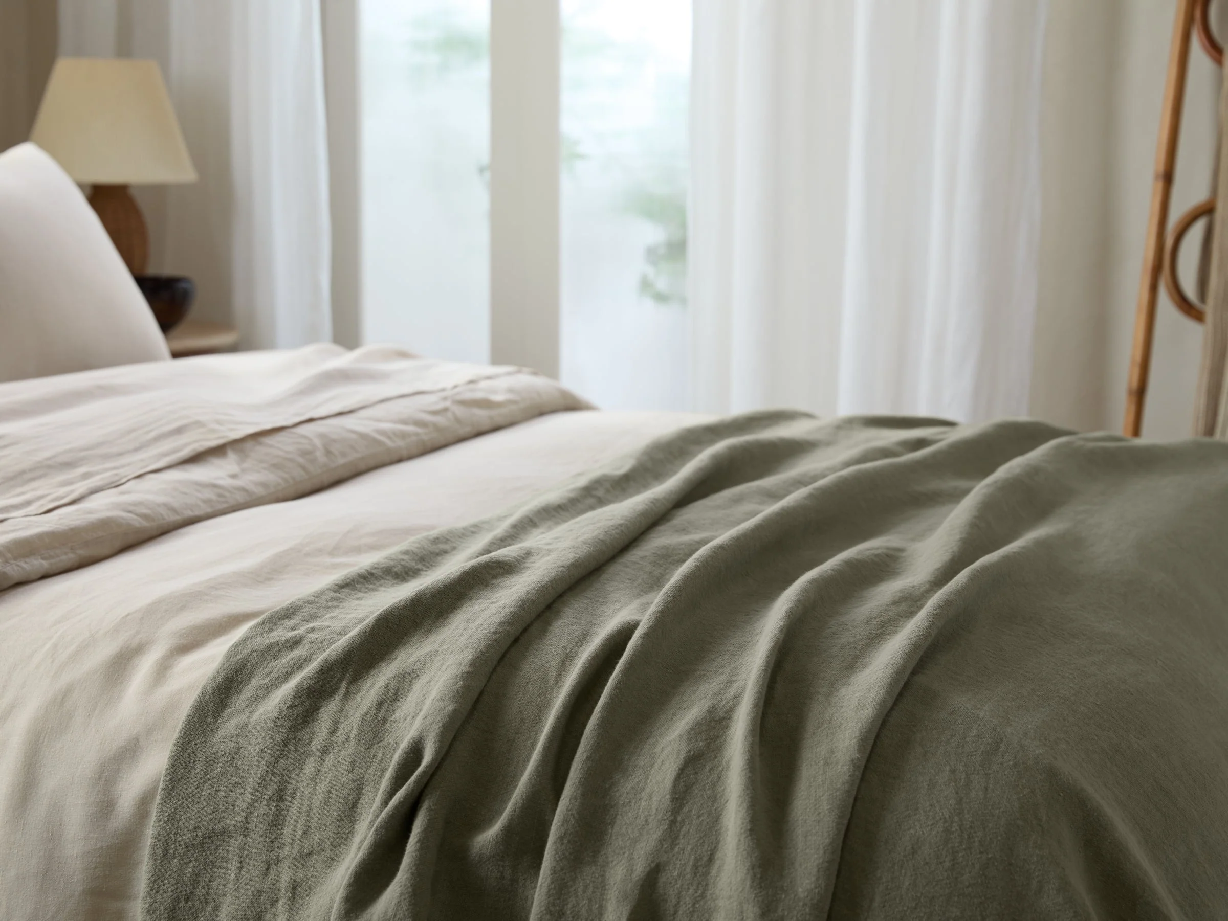 Vintage Linen Bed Blanket (Moss) - Image 2